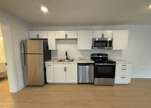 Floor plan for studio, 1 bath, 500 sqft